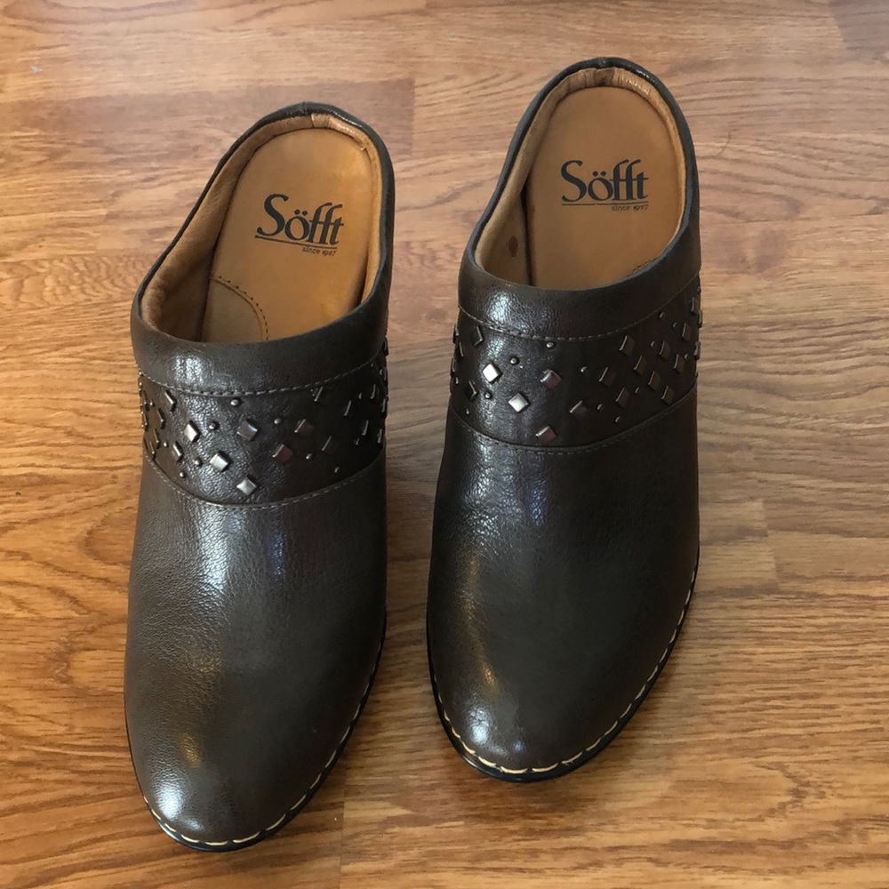 Sofft studded mules